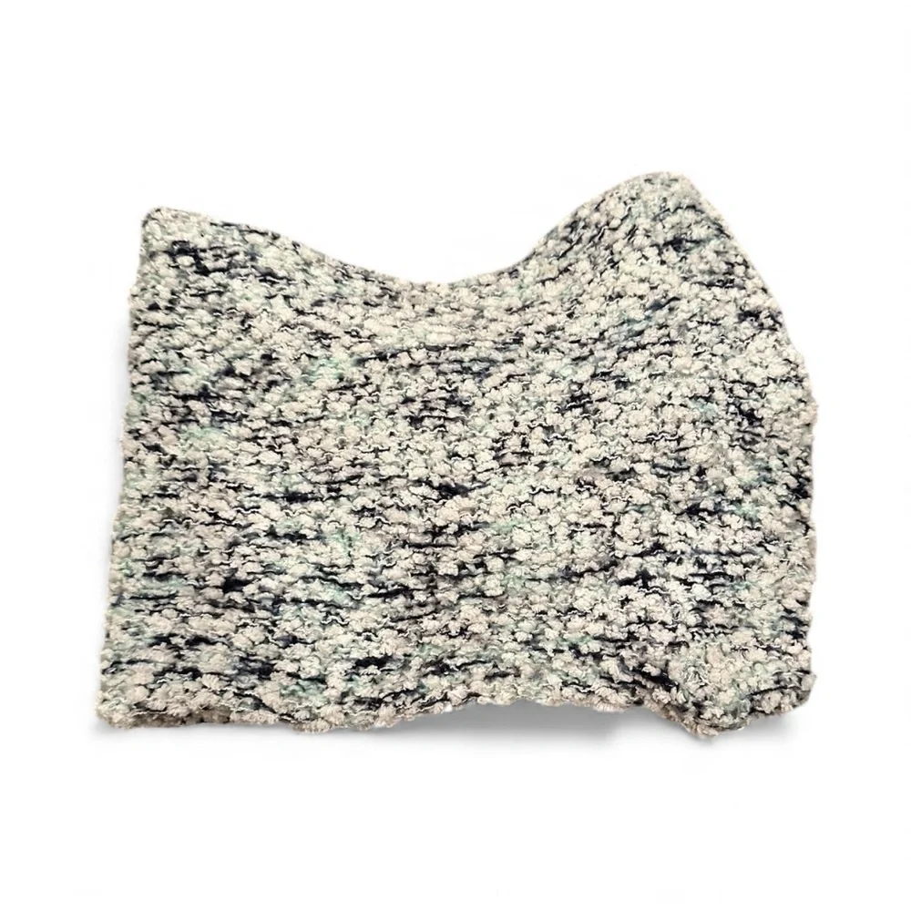 NY & CO Cozy SILVER METALLIC THREADING Thoughout Knit Infinity Scarf